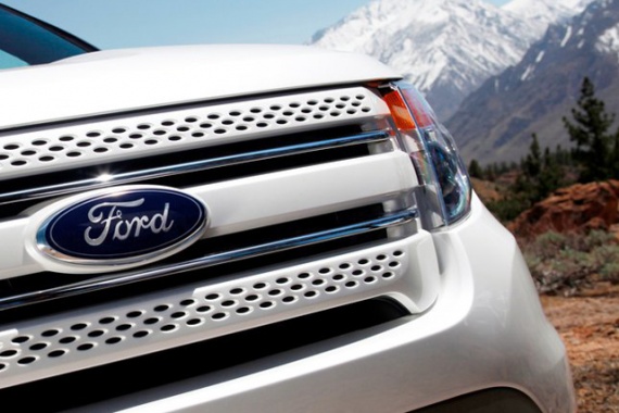 Ford Celebrates Large Sales Paying Bonuses to Workers