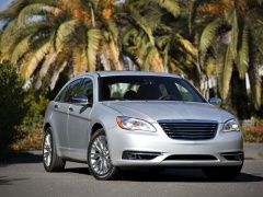 Four Stars for Safety from NHTSA to Chrysler 200 of 2014 pic #2845