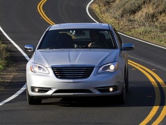 Four Stars for Safety from NHTSA to Chrysler 200 of 2014 pic #2846