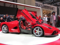 Ferrari to Offer a Powerful Track Version Next Year pic #3194