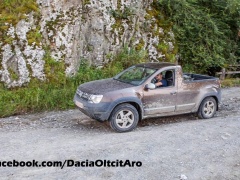 Spontaneous Leakage of Dacia Duster pic #3663