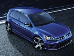 Volkswagen Golf R of 2015 has a Starting Price $37,415 pic #3957