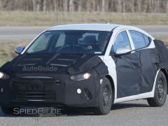 A Whole Picture of 2016 Hyundai Elantra pic #4279