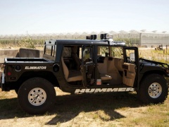 Tupac's Hummer Was Bought for $337,144 pic #5182