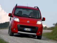 Fiat Qubo Trekking pic