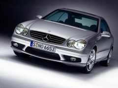 Mercedes-Benz CLK-Class W209 pic