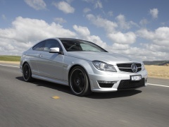 mercedes-benz c63 amg coupe pic #96458