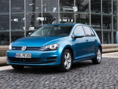 Volkswagen Golf TGI BlueMotion pic