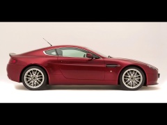 Aston Martin V8 Vantage photo #40000