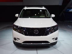 Nissan Pathfinder Hybrid 2014 pic