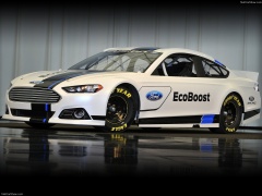 Ford Fusion NASCAR pic