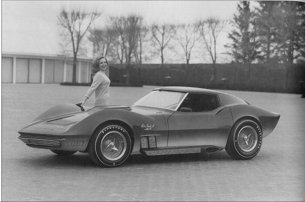 You can vote for this Chevrolet Corvette Mako Shark II photo
