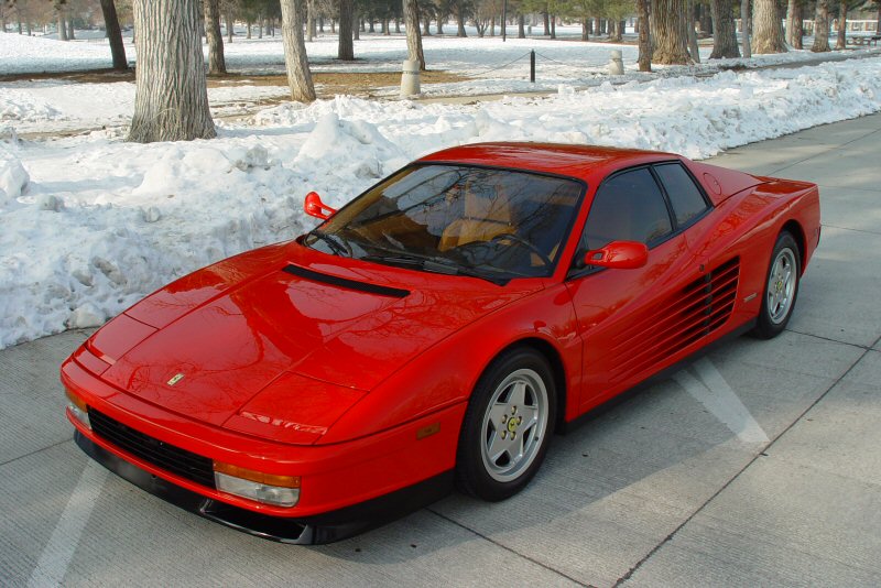 Ferrari gallery with Testarossa pics updates weekly don't forget to come