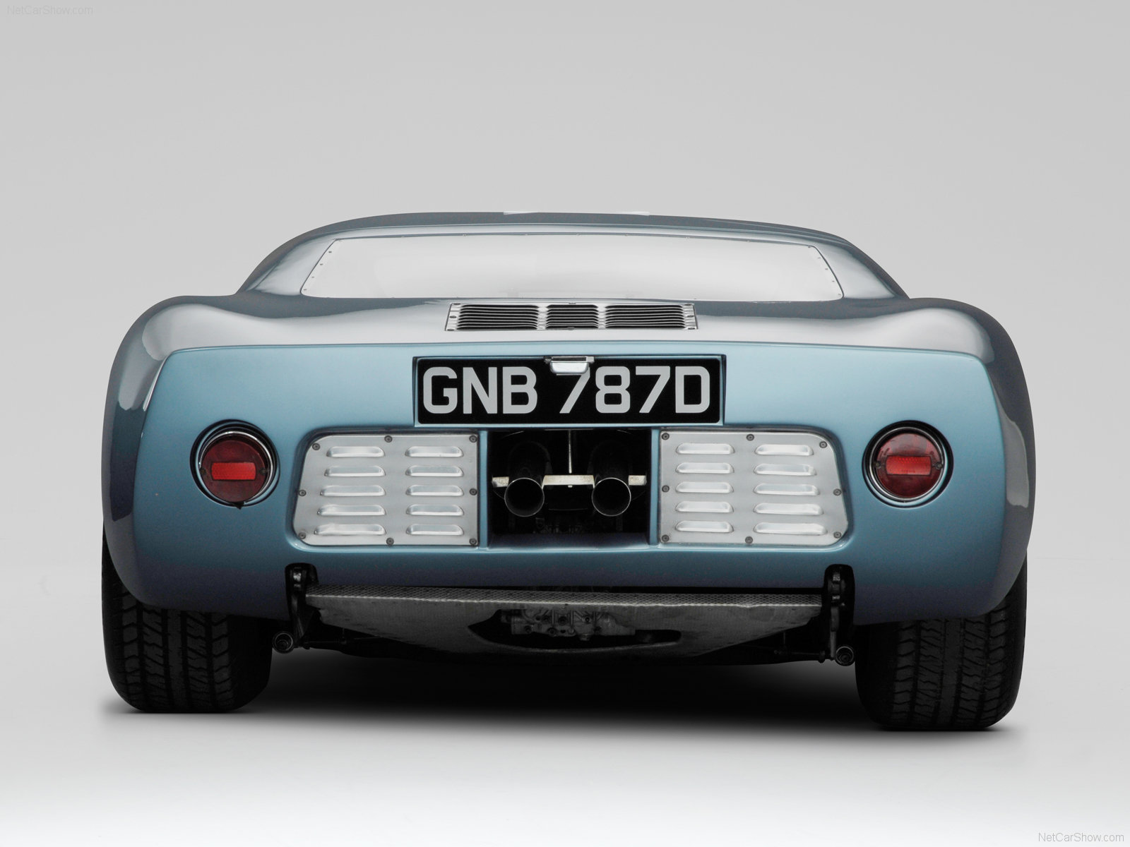 Ford-GT40_mp8_pic_49107.jpg