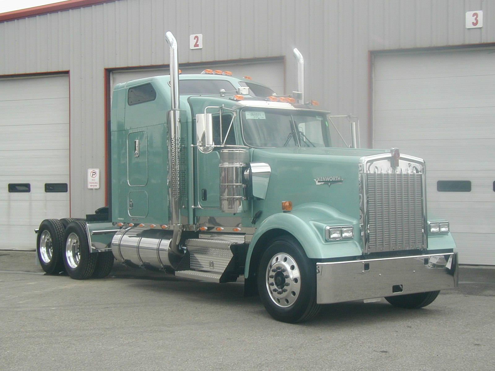 Kenworth W900 photos - PhotoGallery with 20 pics| CarsBase.com