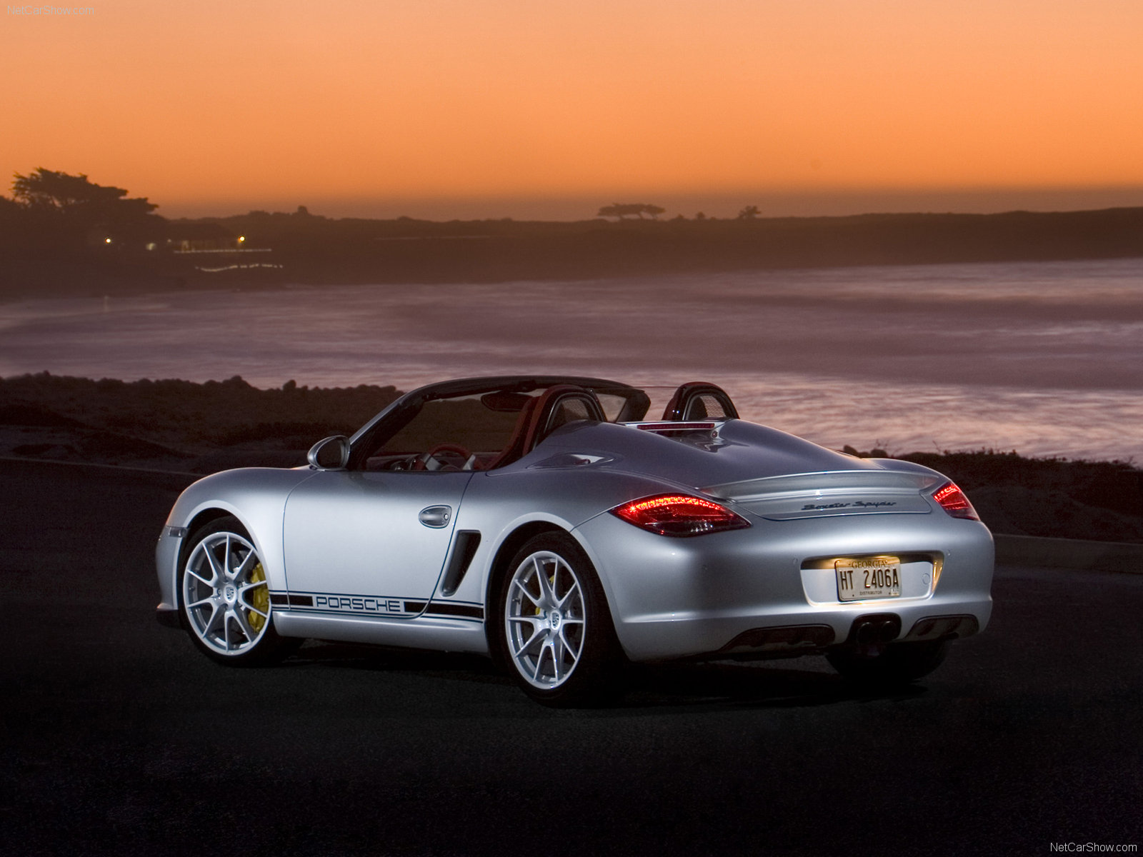 You can vote for this Porsche Boxster Spyder photo