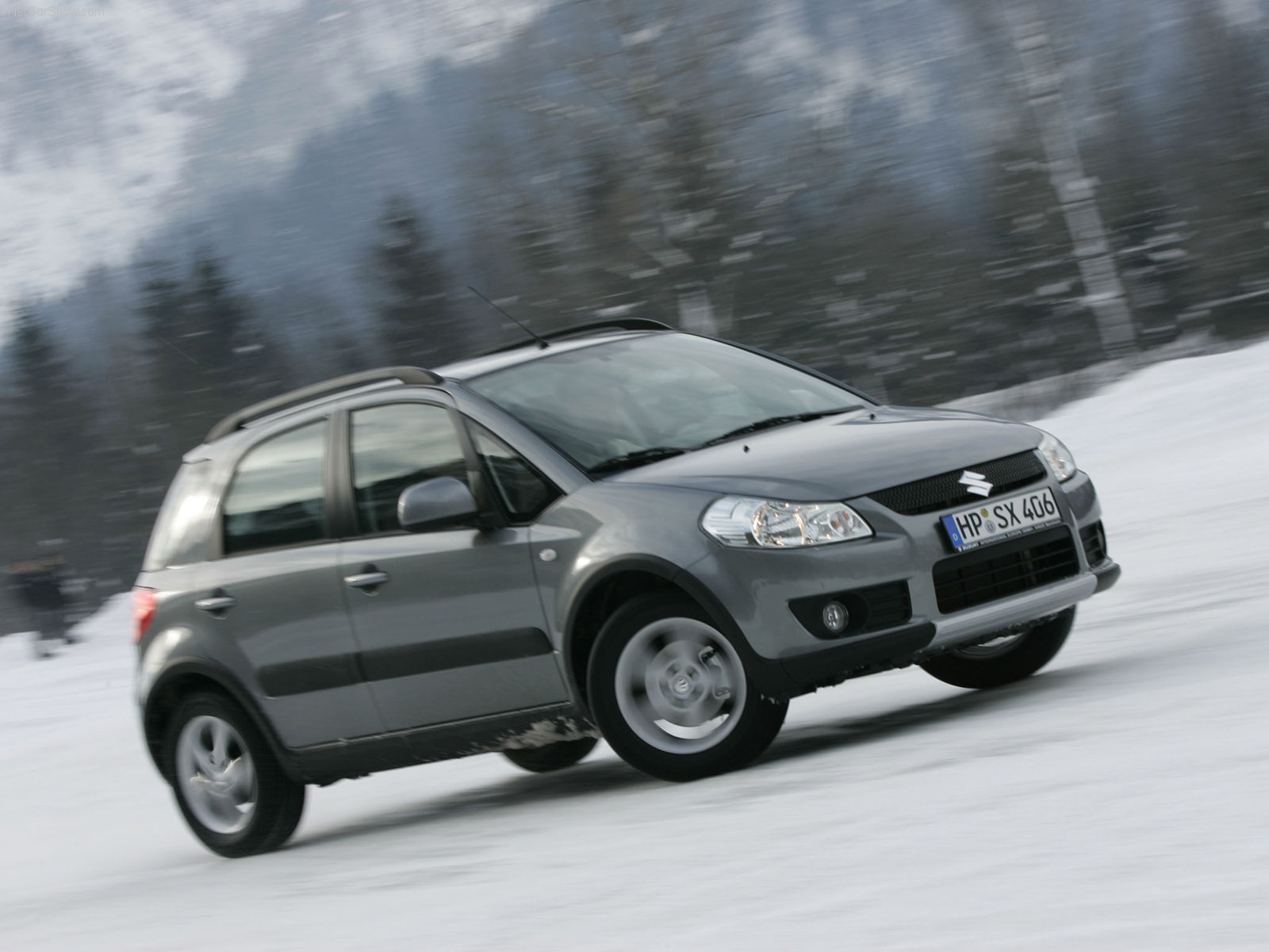 You can vote for this Suzuki SX4 photo