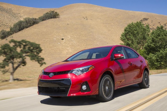 Toyota Examining Corolla Hatchback to Substitute Matrix