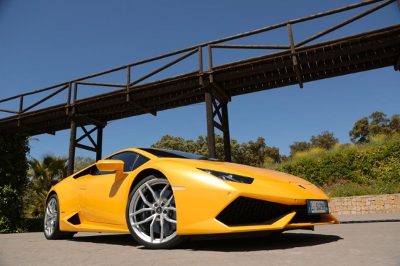 Effective Driving Lessons from Lamborghini