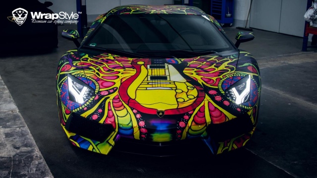 Psychedelic Lamborghini Aventador Wrapped by WrapStyle