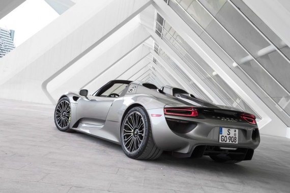 Hybrid Developments to Supply Future Porsche Cars with Power