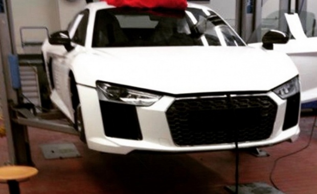 Images of 2016 Audi R8 Appeared Before the Motor Show in Geneva