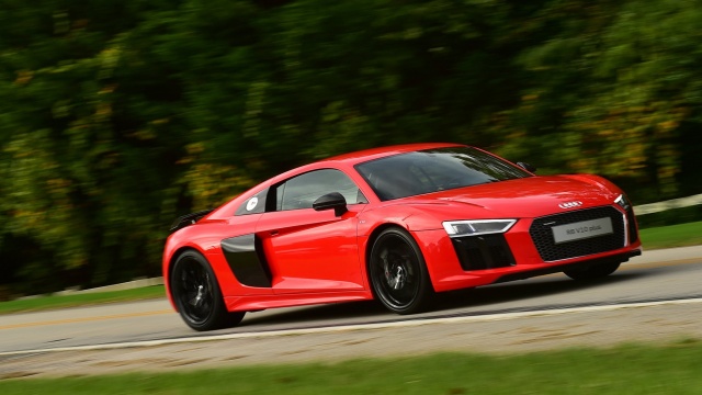 Meet the R8, RS7 Performance and S8 Plus from Audi this November