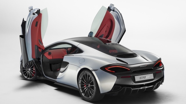 154,000 pounds for McLaren 570GT