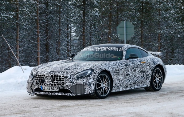 Mercedes-AMG GT R will be presented in June