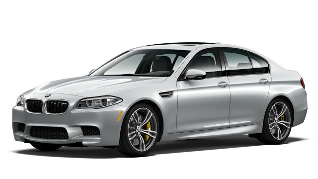 The M5 Pure Metal Silver from BMW Will Rock 600 HP in America