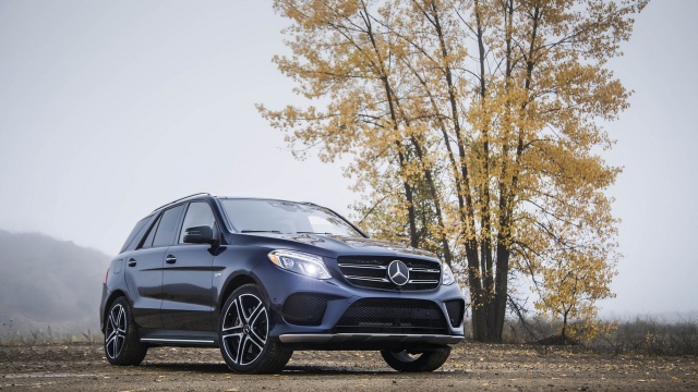 Mercedes Recalls GL- and GLE-Class: Passenger Airbags