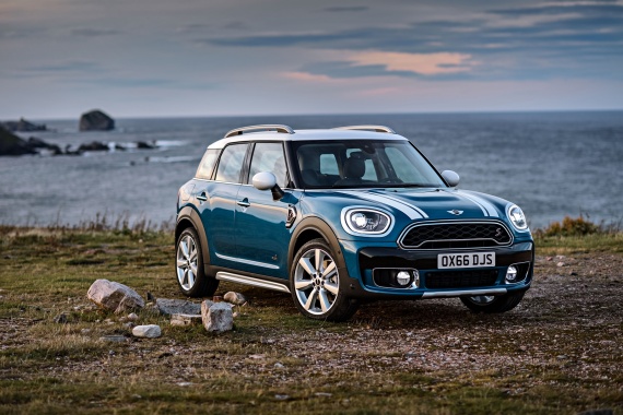 This Year's MINI Countryman Received IIHS Top Safety Pick Award