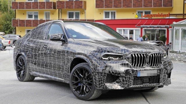 The first photos of new BMW X6 M hit to Internet