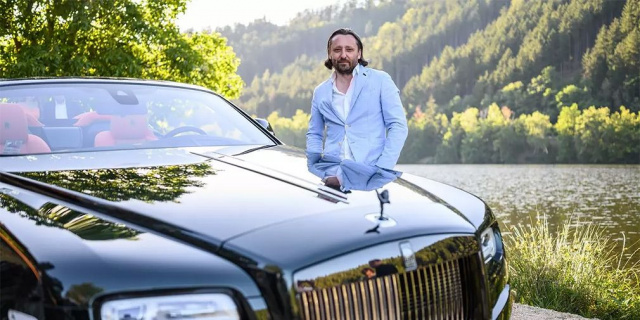 The chief designer quit at Rolls-Royce