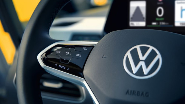 Jaguar Land Rover accused Volkswagen of theft