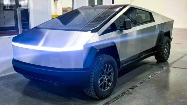 Production Tesla Cybertruck showed in the video