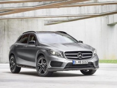 2015 Mercedes GLA Spotted pic #1025