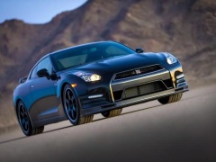 Nissan GT-R NISMO Aims 2 Sec 0-60 Time pic #1119