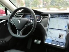 Tesla Model E Could be Released in 2015, Price $35K pic #1821