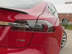 Tesla Model E Could be Released in 2015, Price $35K pic #1823