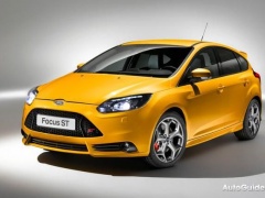 Ford Focus ST Charming New, More Affluent Customers pic #1971