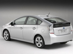 Toyota Was Awarded World's Top Global Green Automaker pic #466