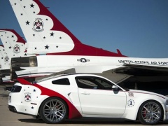 2014 Ford Mustang U.S. Air Force Thunderbirds Version Revealed pic #620