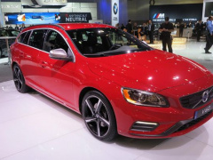 Next Year's Volvo V60 Costing from $36,215 pic #2437