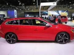 Next Year's Volvo V60 Costing from $36,215 pic #2439