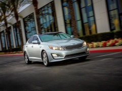 Optima Hybrid from Kia Introduced at Chicago Auto Show pic #2747