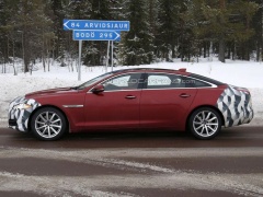 Leaked Photos of 2015 Jaguar XJ in Almost Full Attire pic #3018