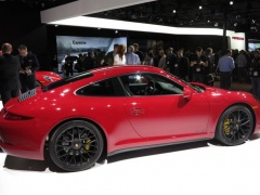 An Overview of 2015 Porsche 911 GTS and Cayenne GTS pic #3958