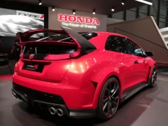 Honda Civic Type R Powertrain will Compete with the US Model pic #4023