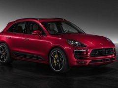 Porsche Exclusive reveals Macan Turbo with Impulse Red Metallic Colour pic #4153